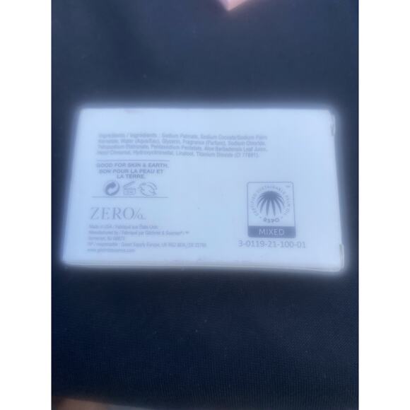 Gilchrist & Soames Zero% Triple Milled Aloe Face Bar Soap 1 oz TRAVEL Lot Of 2 - Picture 2 of 2